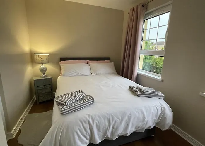 4bedroom House-letterkenny-privategarden-sleeps 7 Dom wakacyjny *